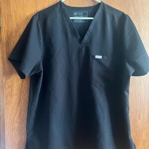 Figs Men's Classic Black V-Neck Tee